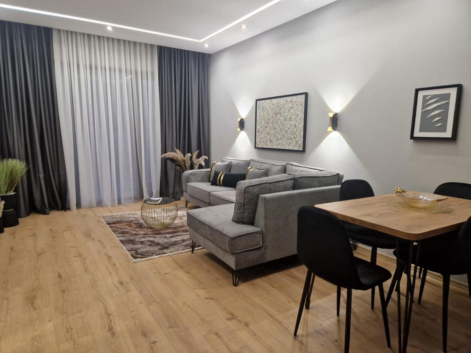 Appartamento Daily Rent Tirana